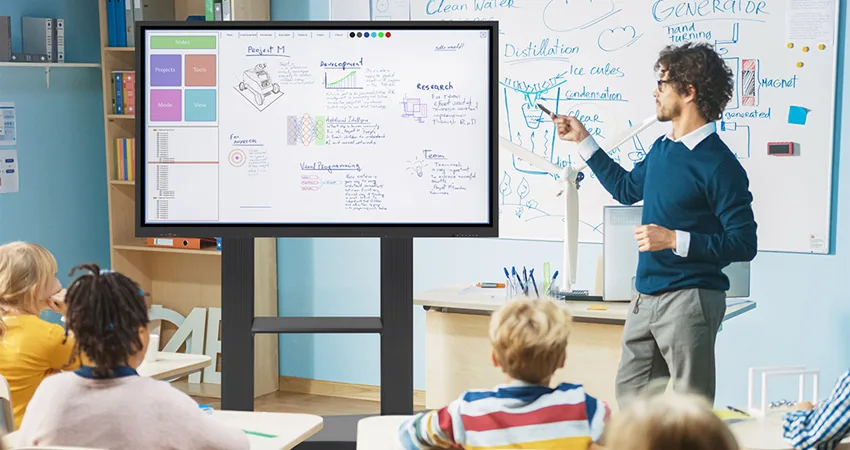 How Interactive Panels Can Help Teachers Save Time and Stay Organized